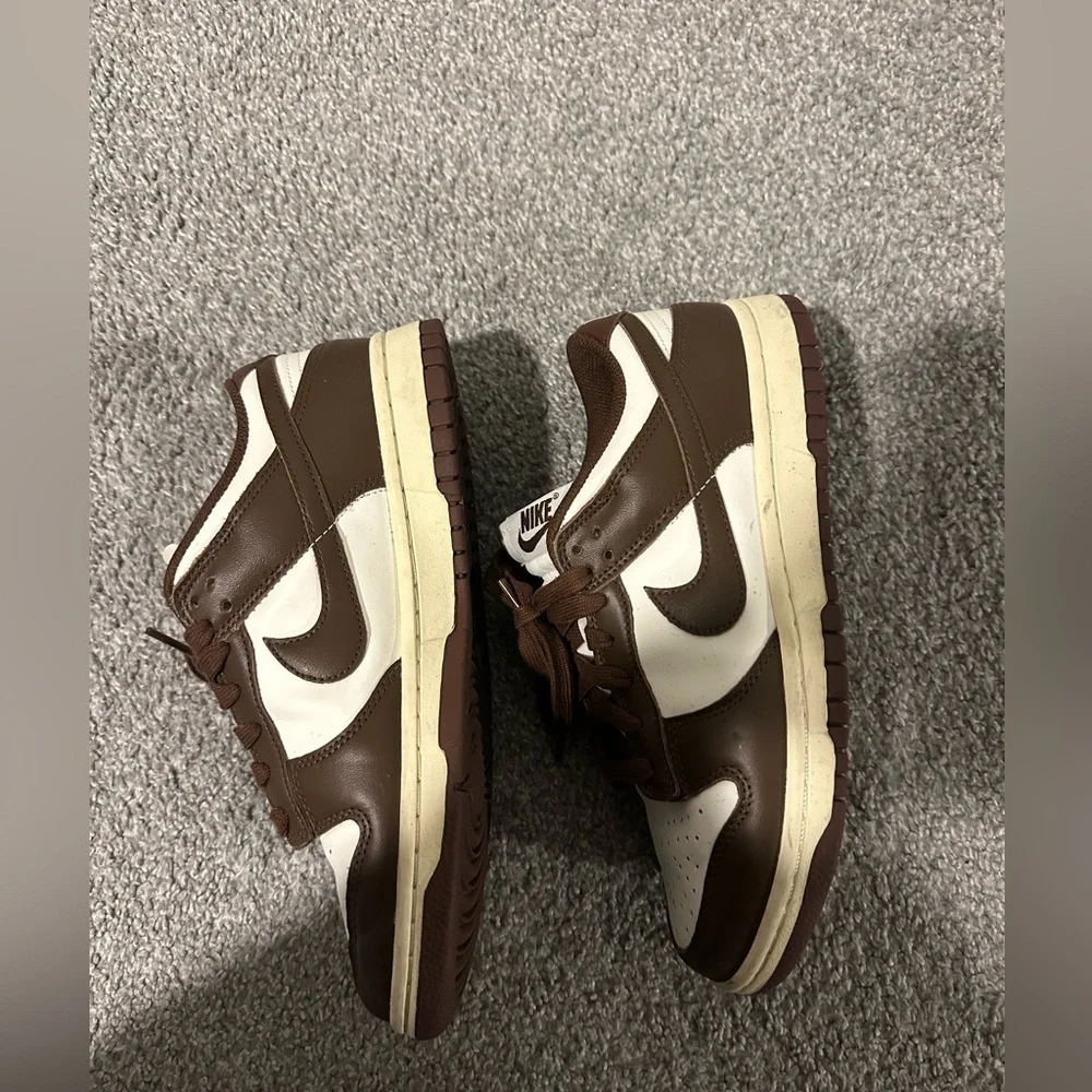 Brown Nike dunks - Picture 3 of 5